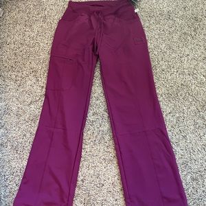 NWT Cherokee Infinity Scrubs